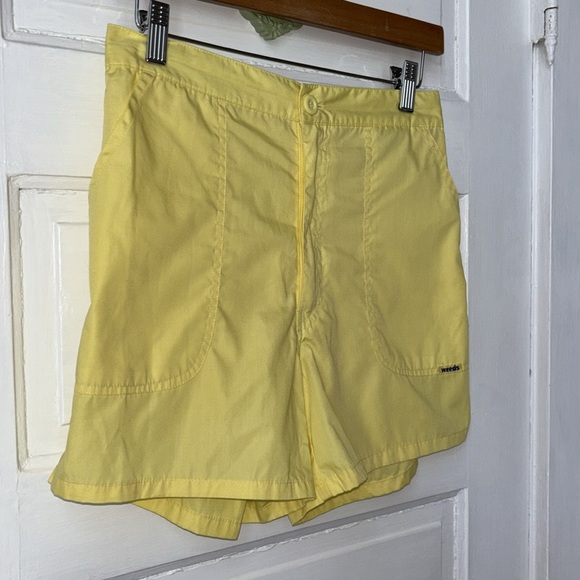 VINTAGE WEEDS YELLOW SHORT BEACH SHORTS - Picture 3 of 10